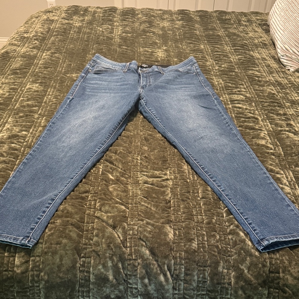 LuLaRoe Blue Denim Jeans